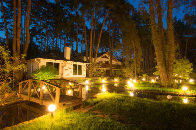 Read more about the article Landscape lighting